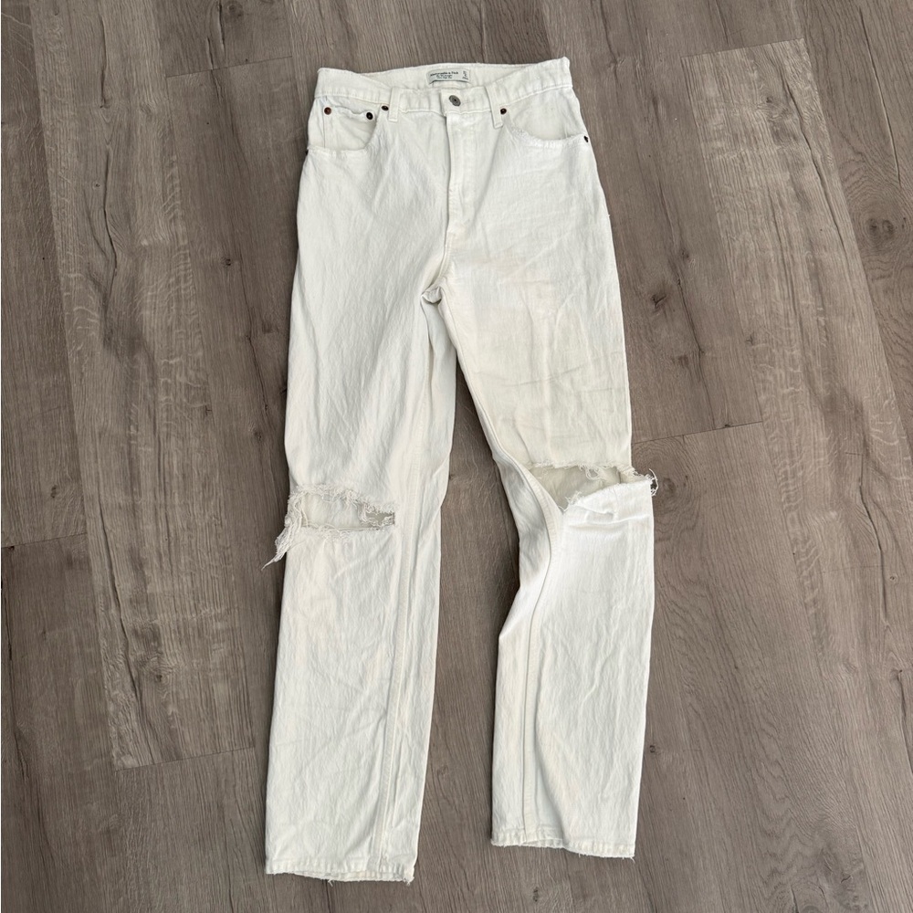White Abercrombie and Fitch Skinny Jeans